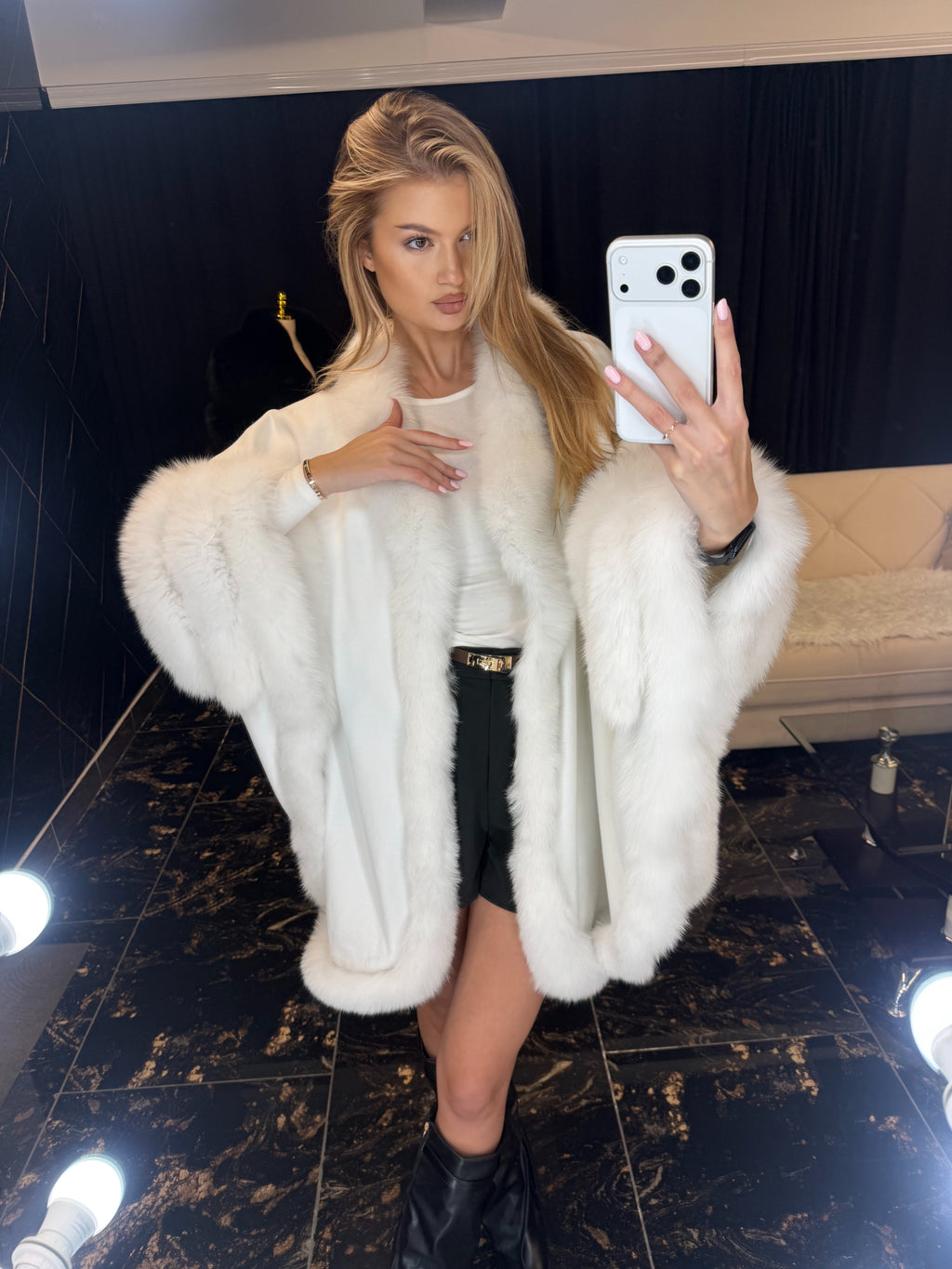 Poncho wool