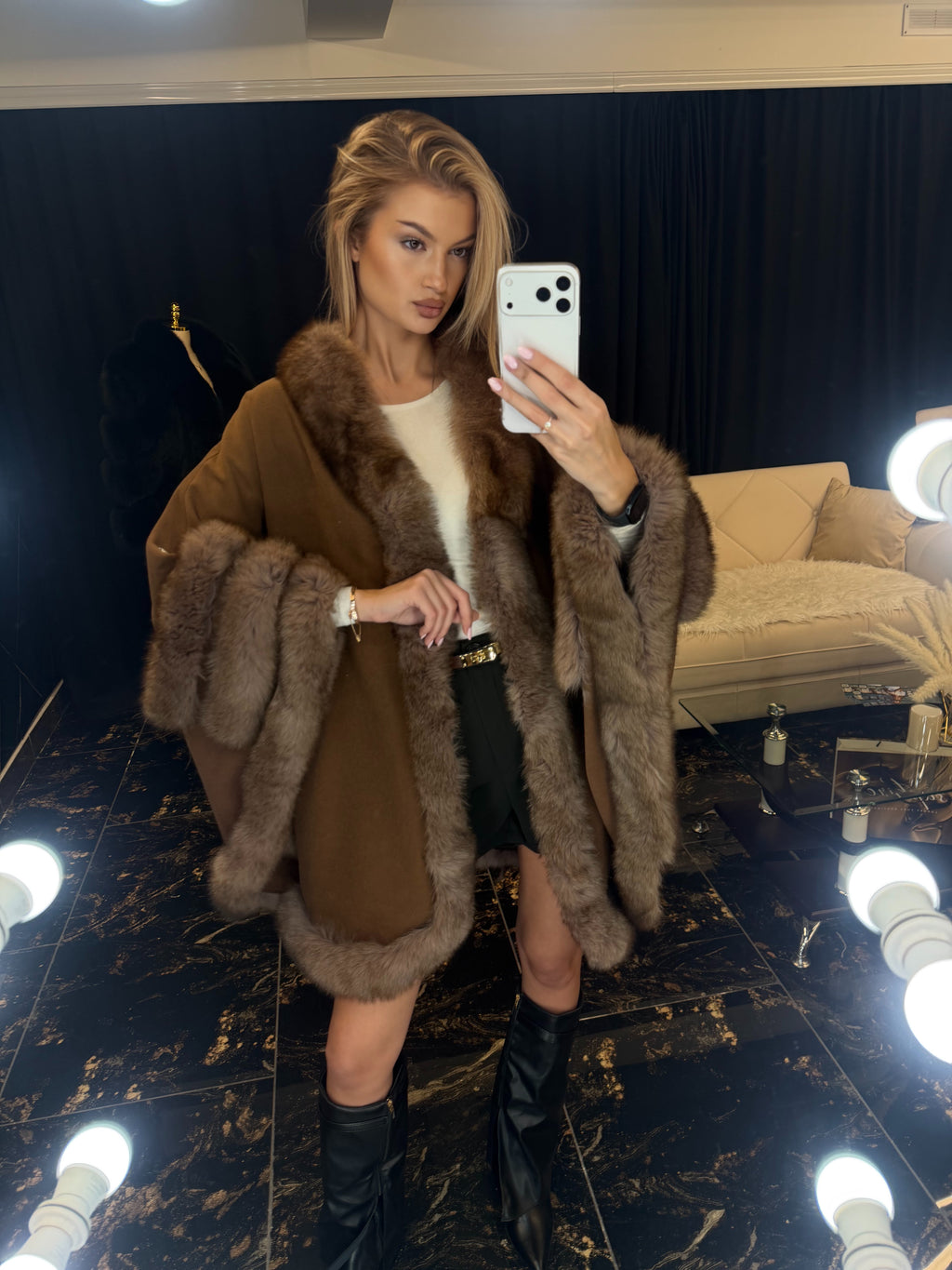 Poncho wool