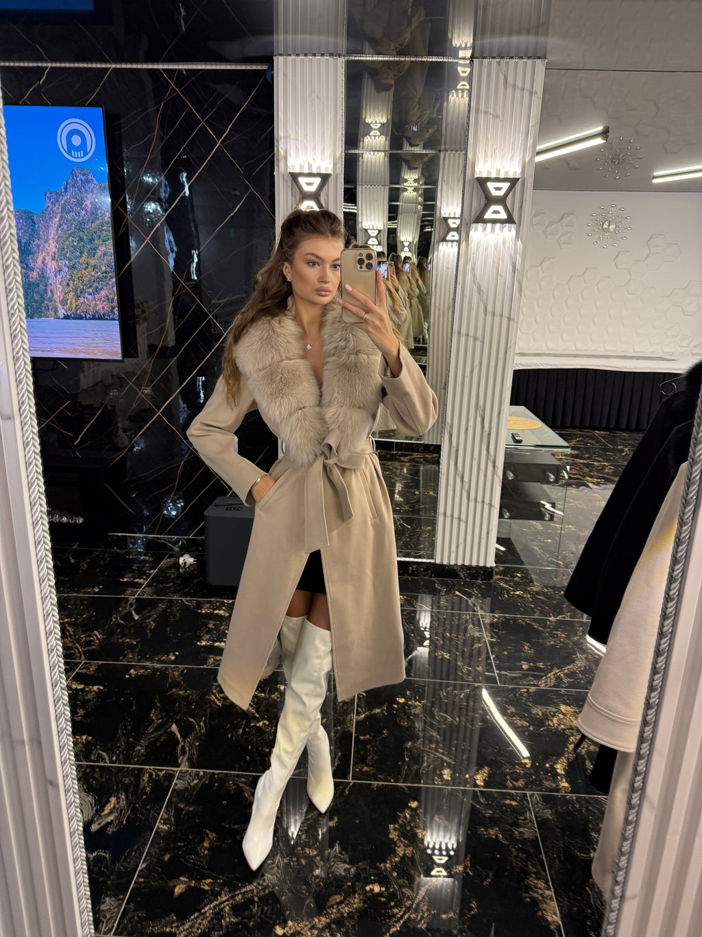 Maxmara cashmere (detachable fur)