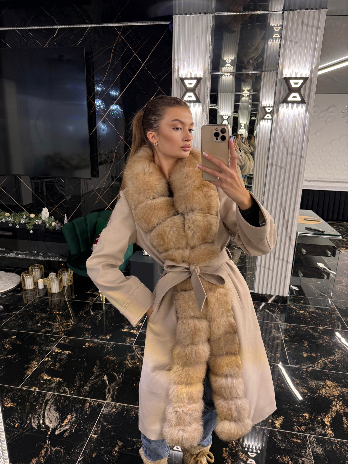 Royal beige cashmere
