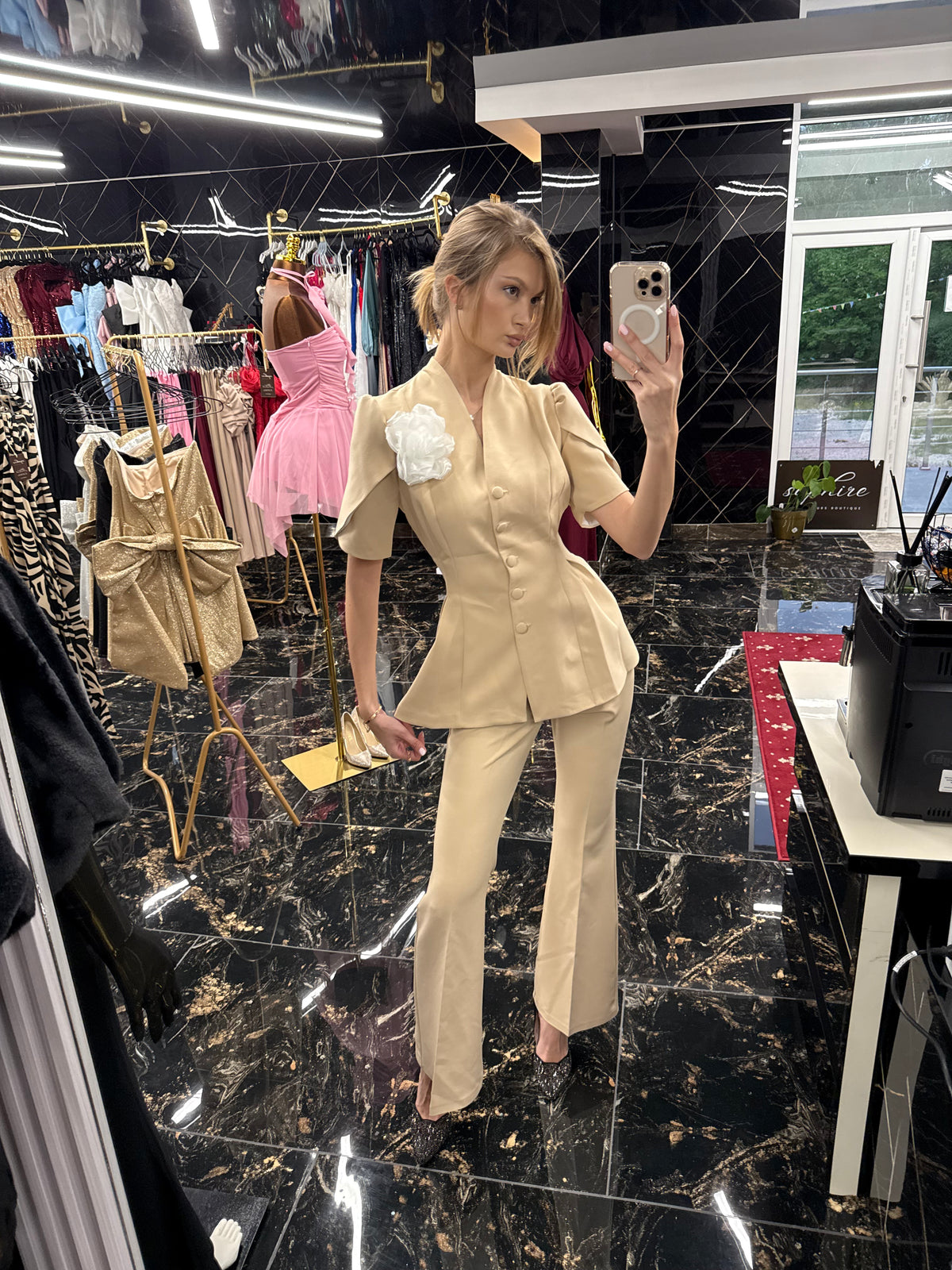 Office beige