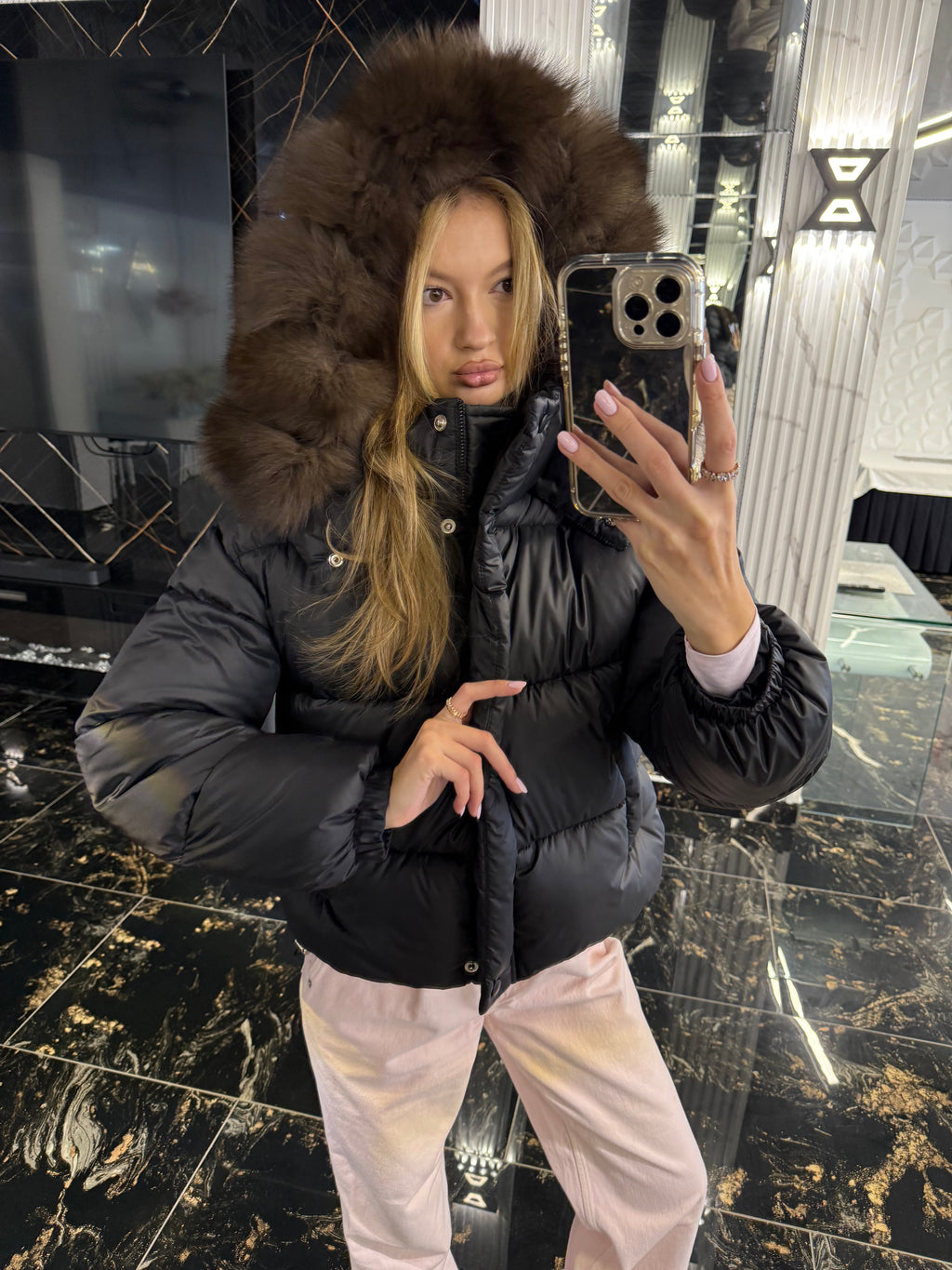 Mini puffer hood (detachable fur)