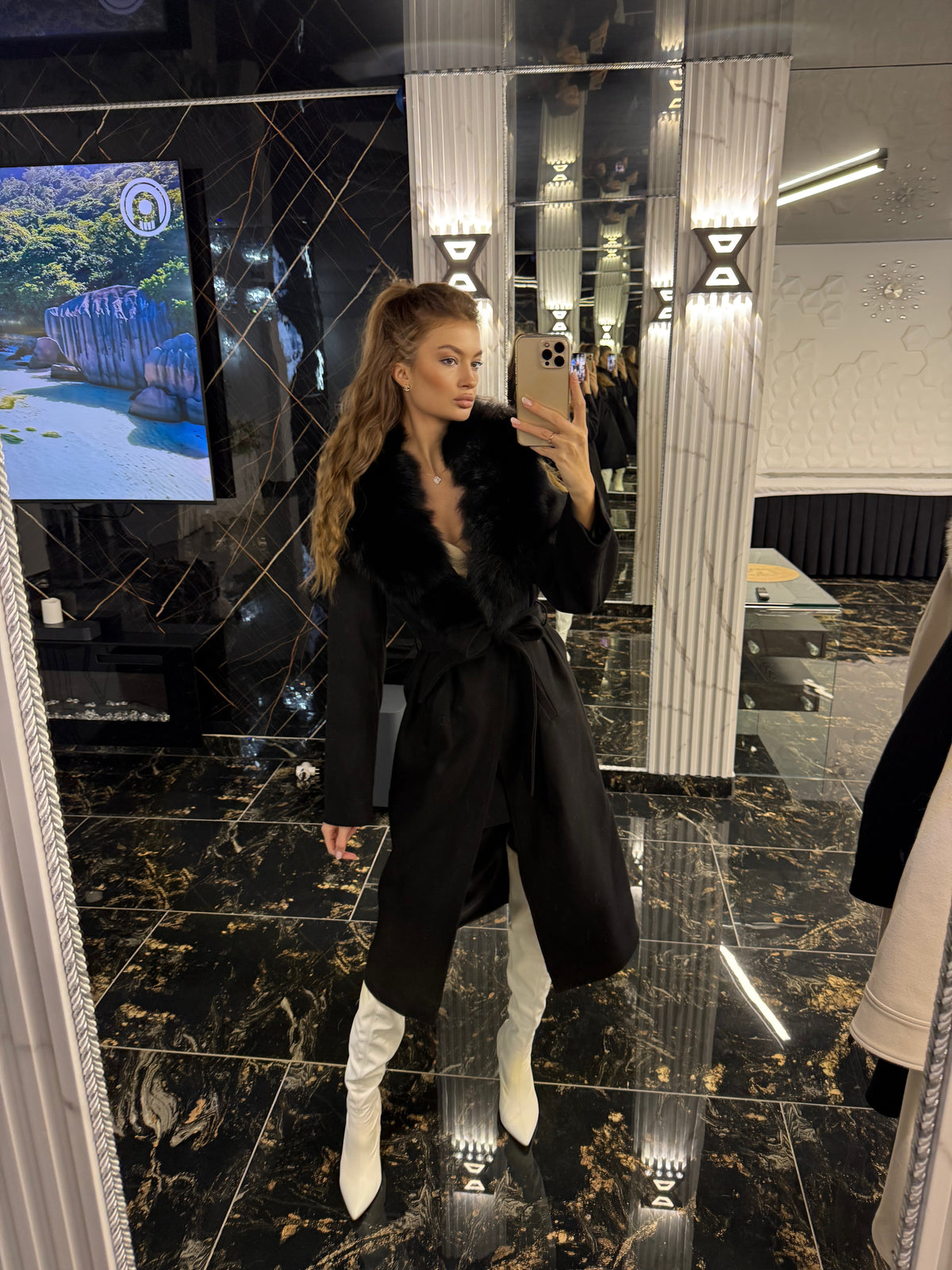 Maxmara cashmere (detachable fur)