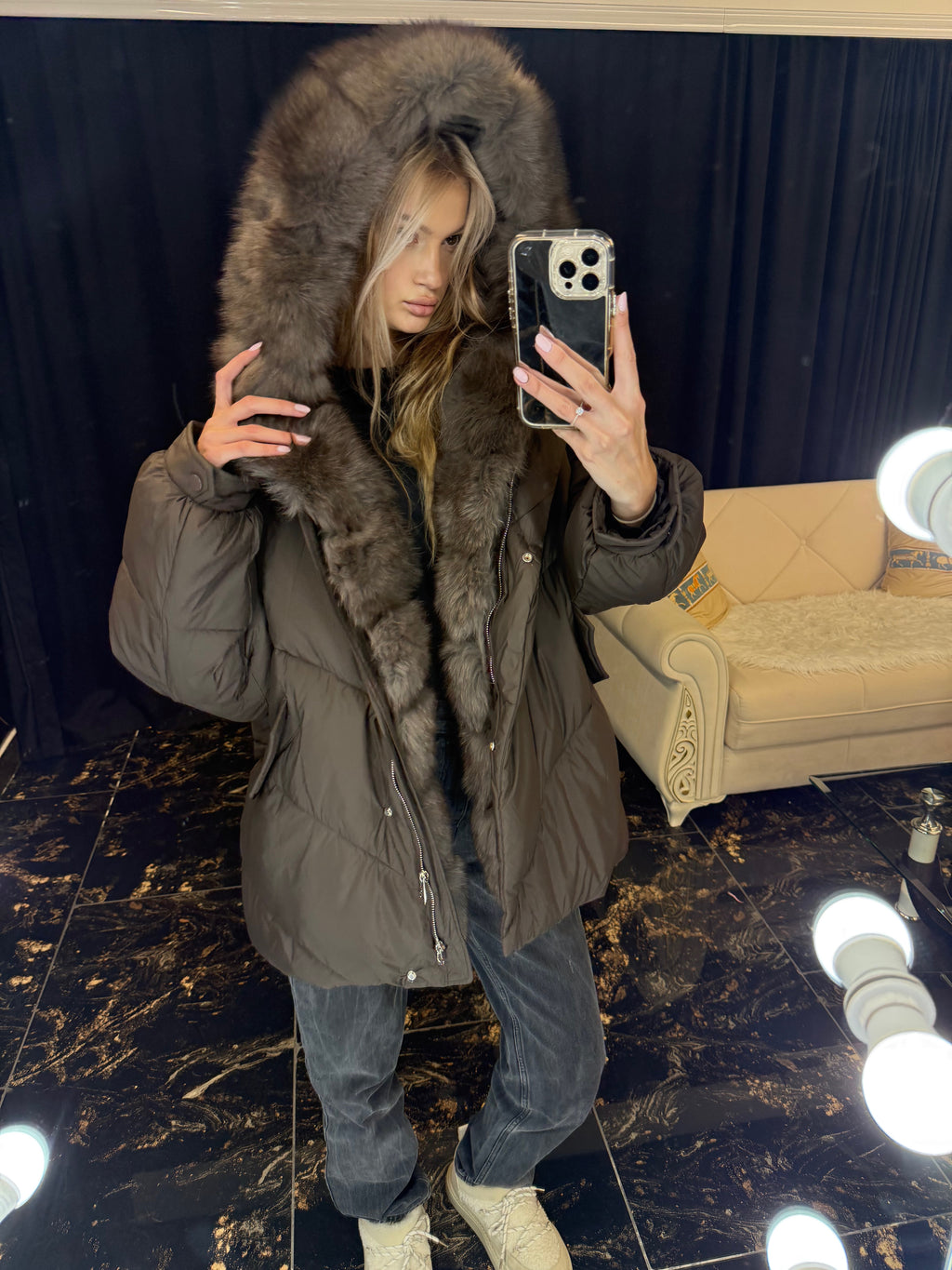 Midi puffer hood (detachable fur)