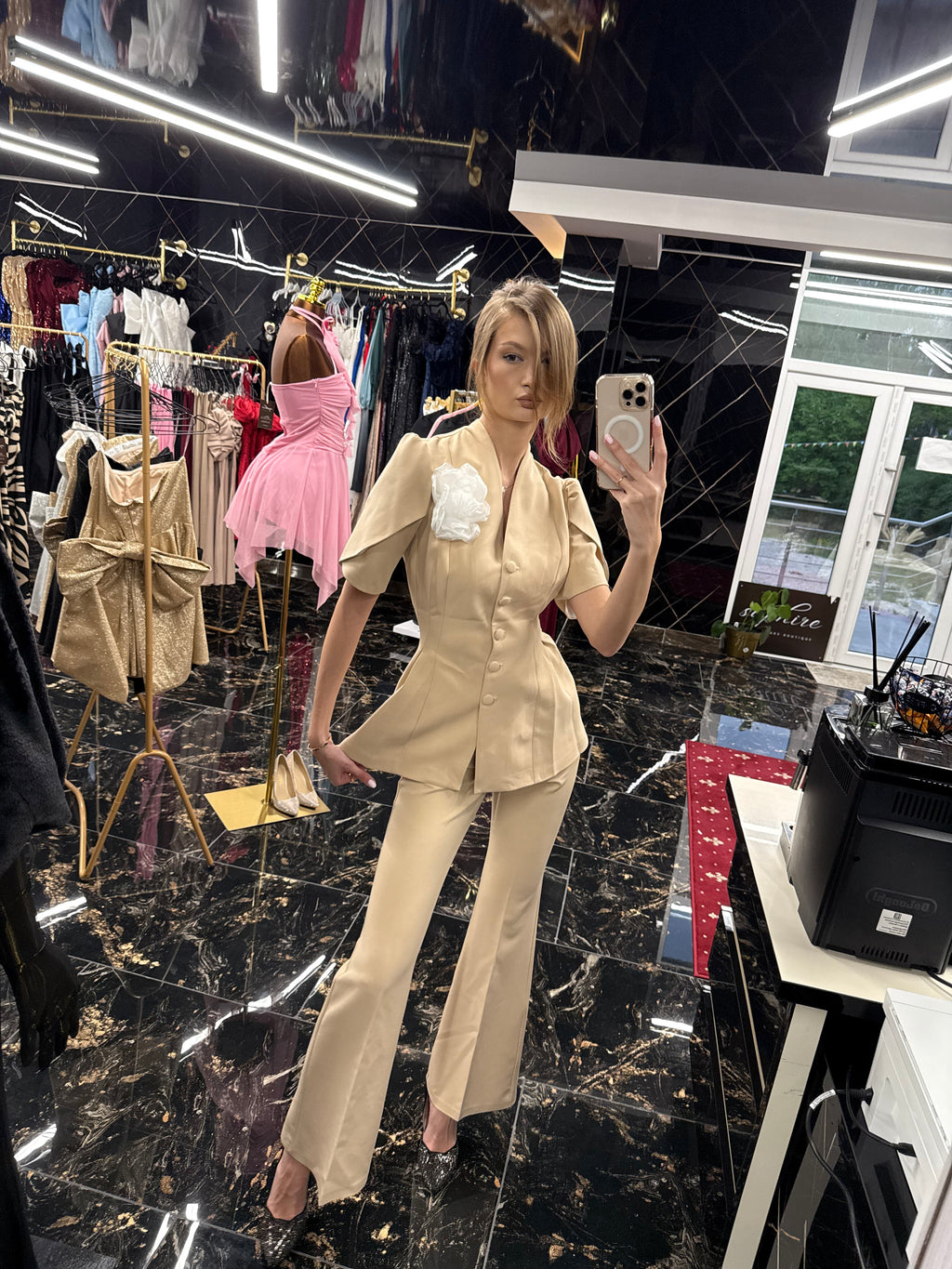 Office beige