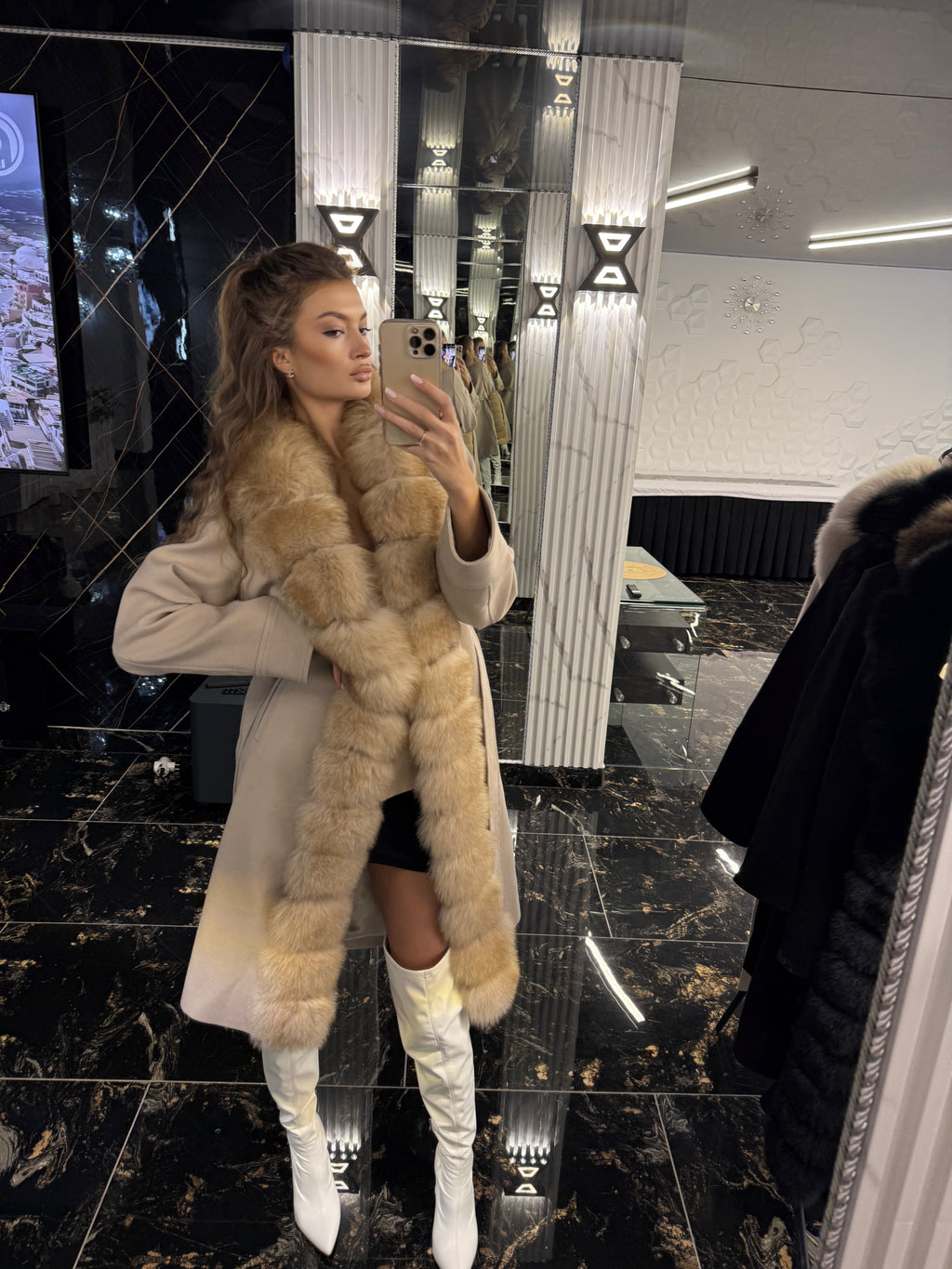 Royal beige cashmere