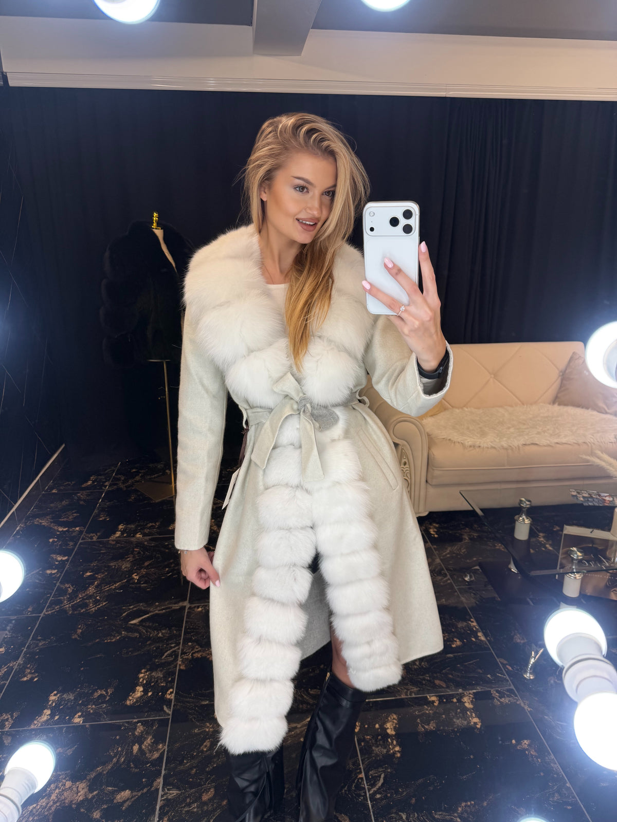 Royal white wool