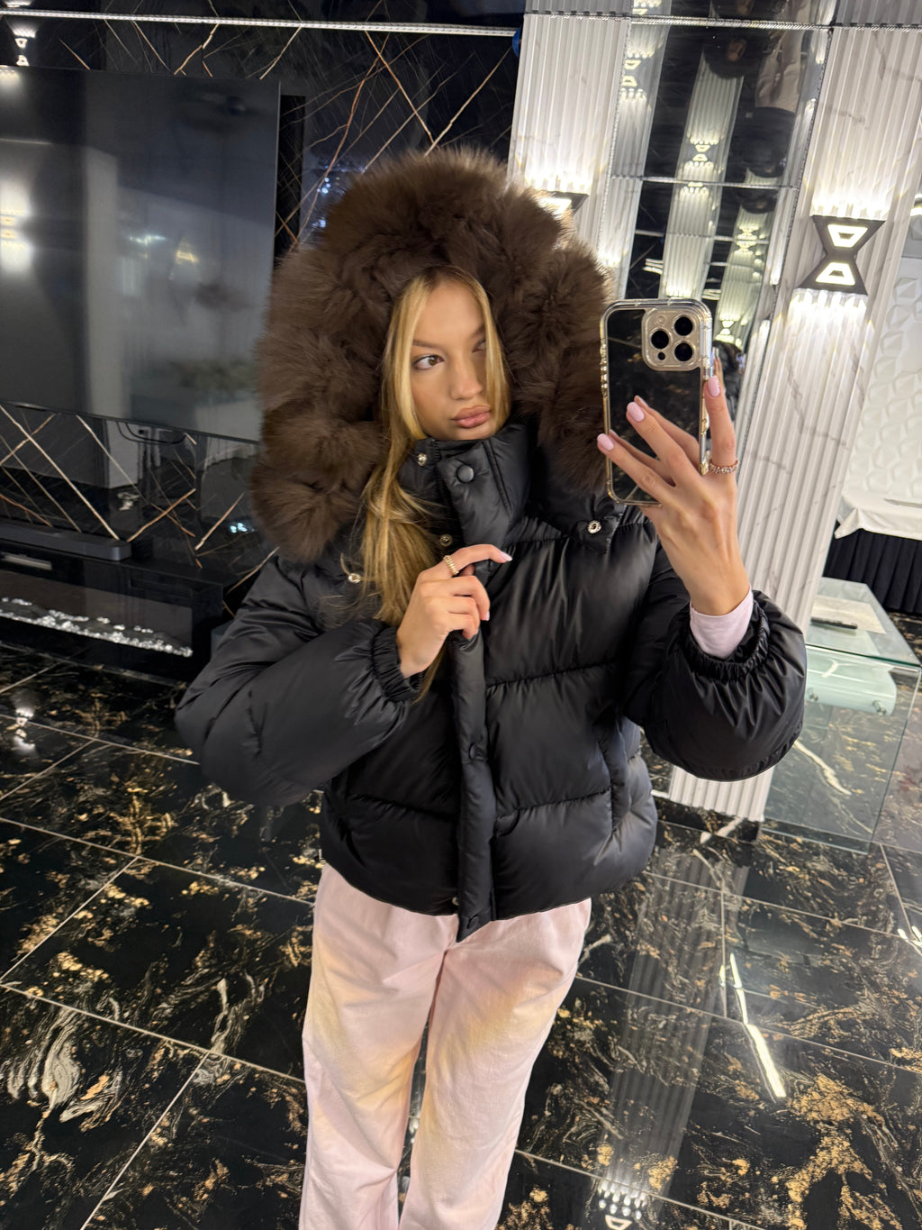 Mini puffer hood (detachable fur)