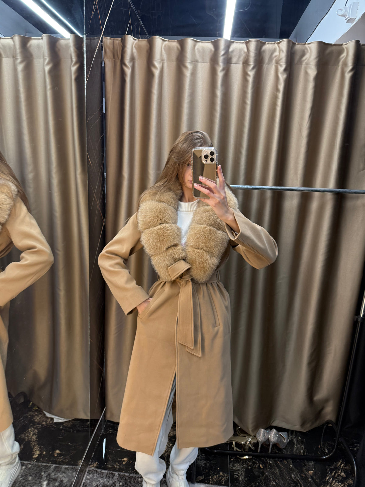 Maxmara cashmere (detachable fur)