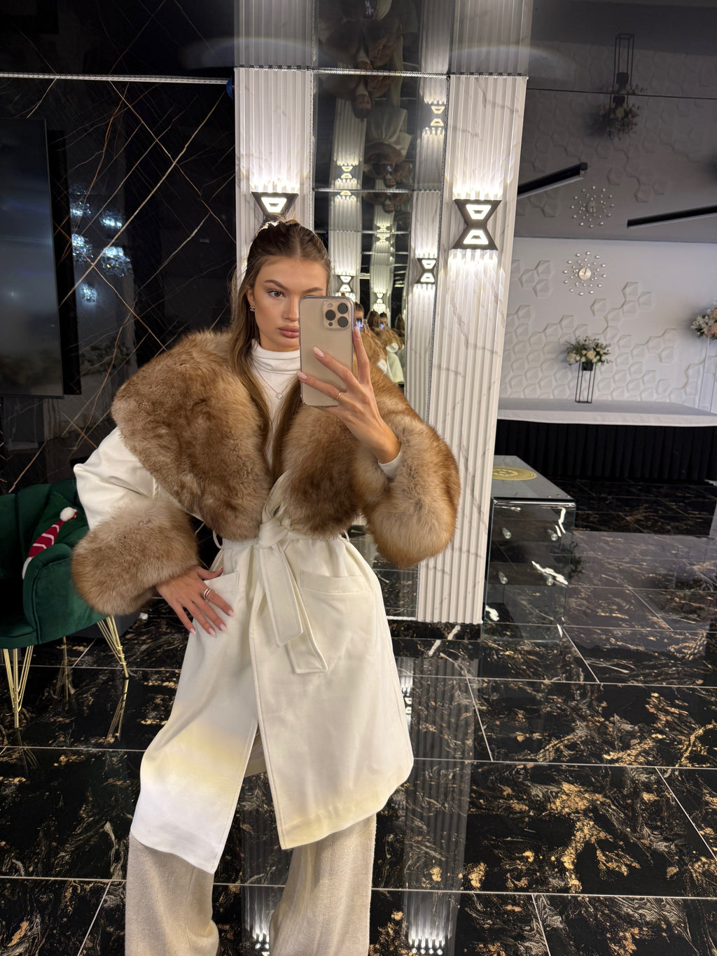 Madam white cashmere