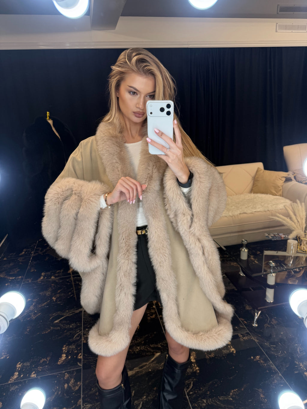Poncho wool