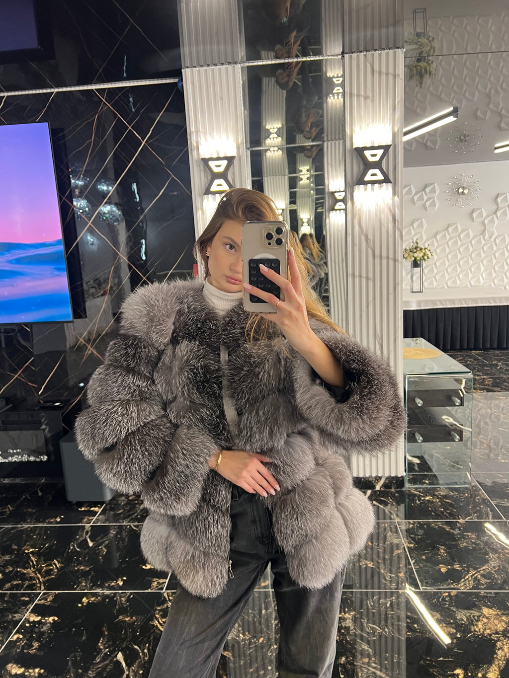 Miss grey