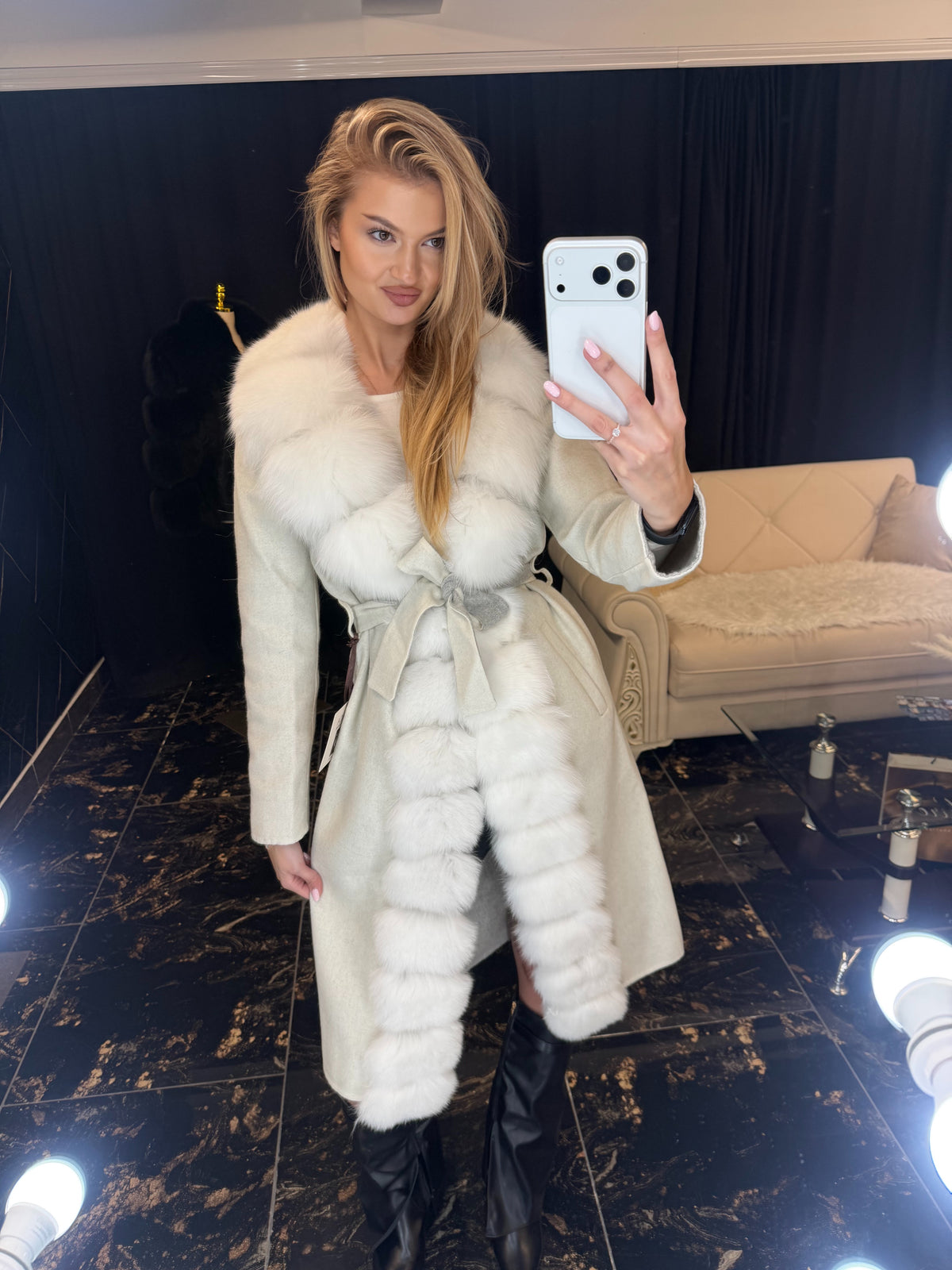 Royal white wool