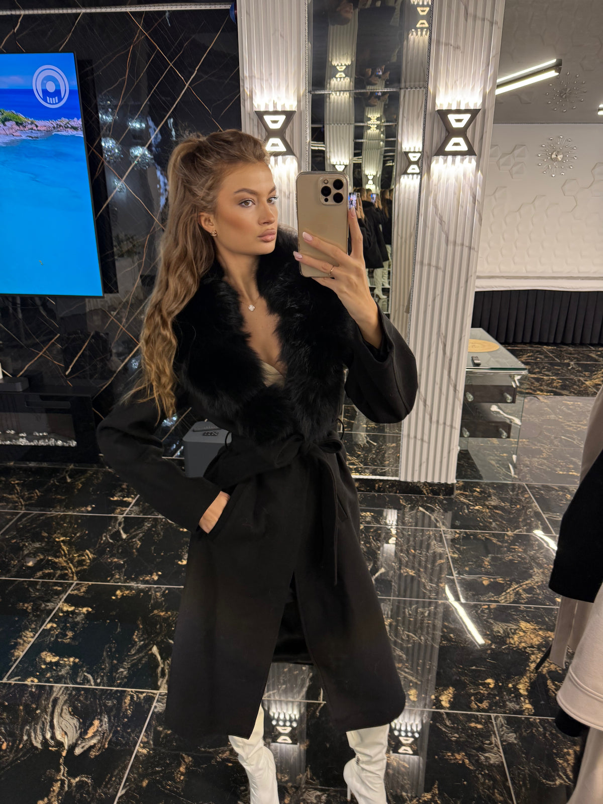 Maxmara cashmere (detachable fur)