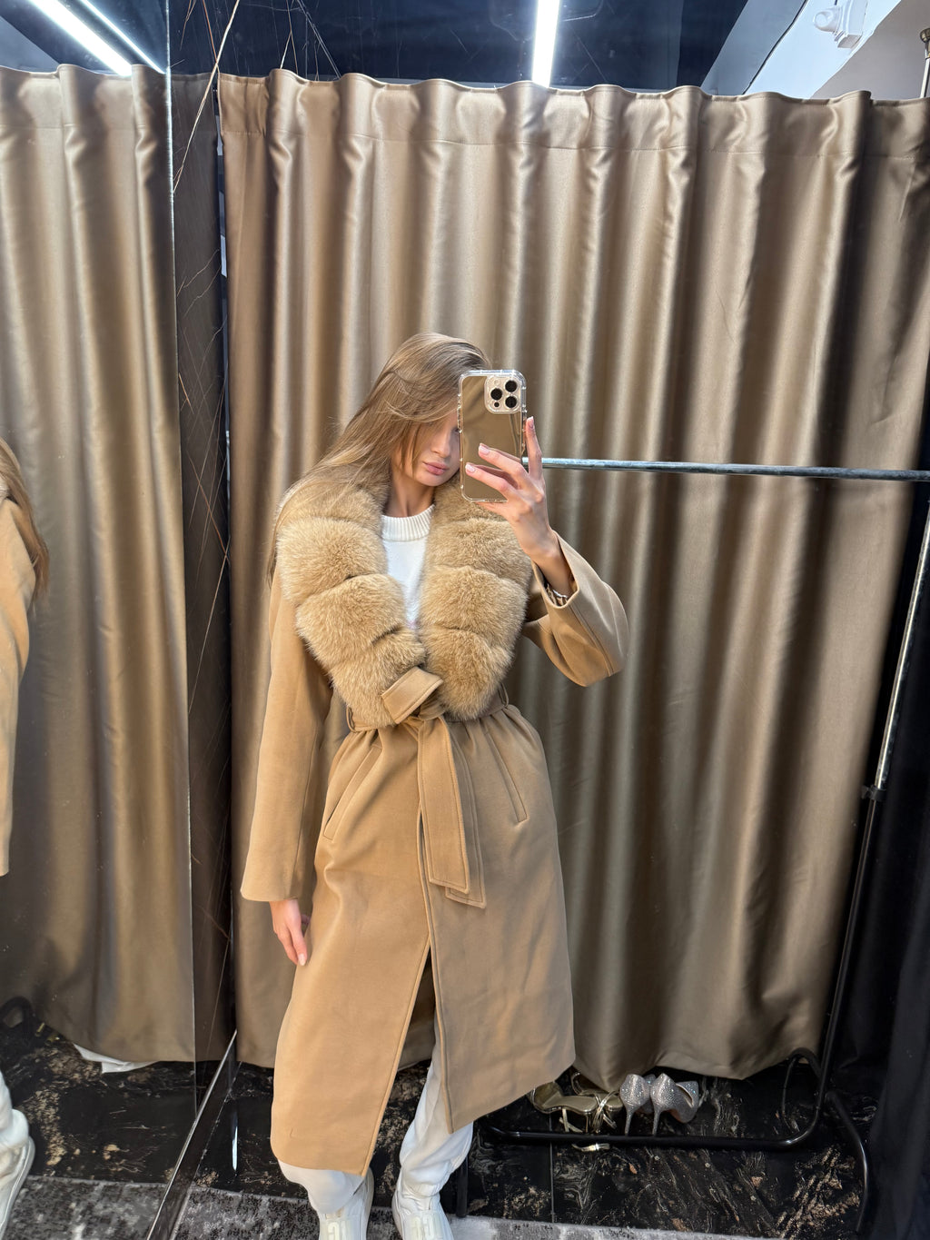 Maxmara cashmere (detachable fur)