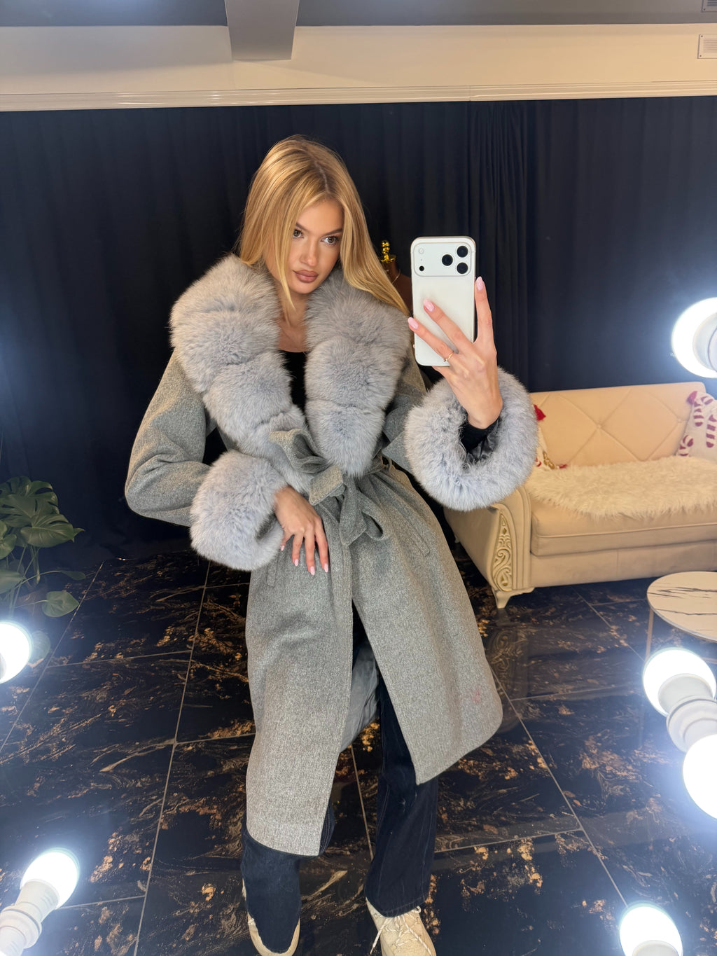 Mur (detachable fur)