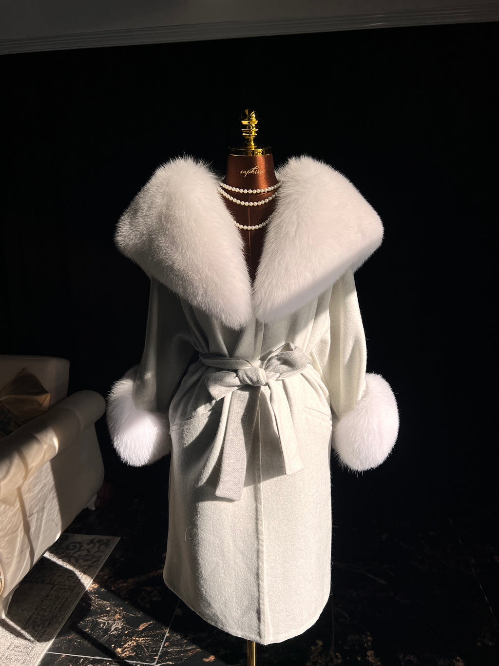 Madam white wool