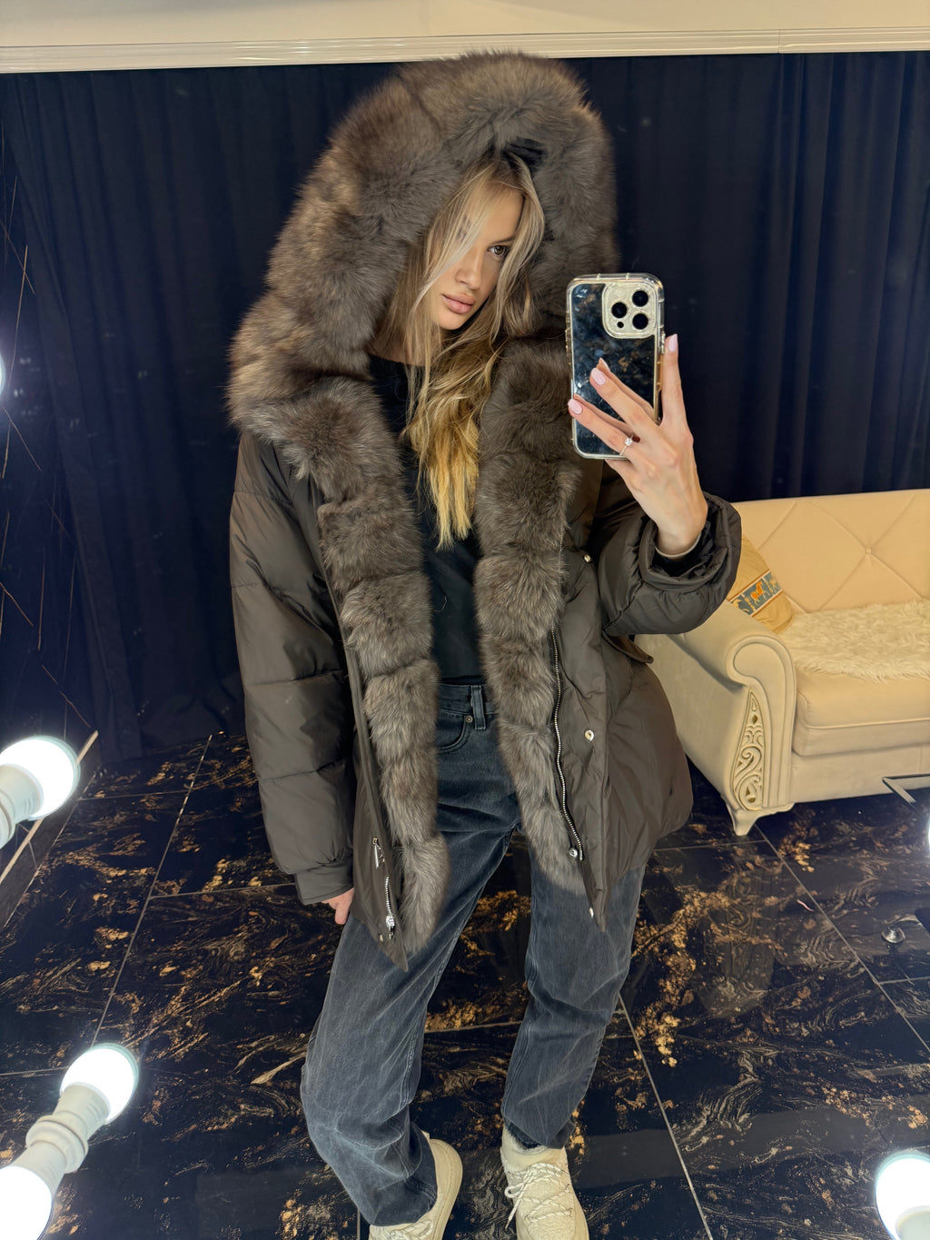 Midi puffer hood (detachable fur)