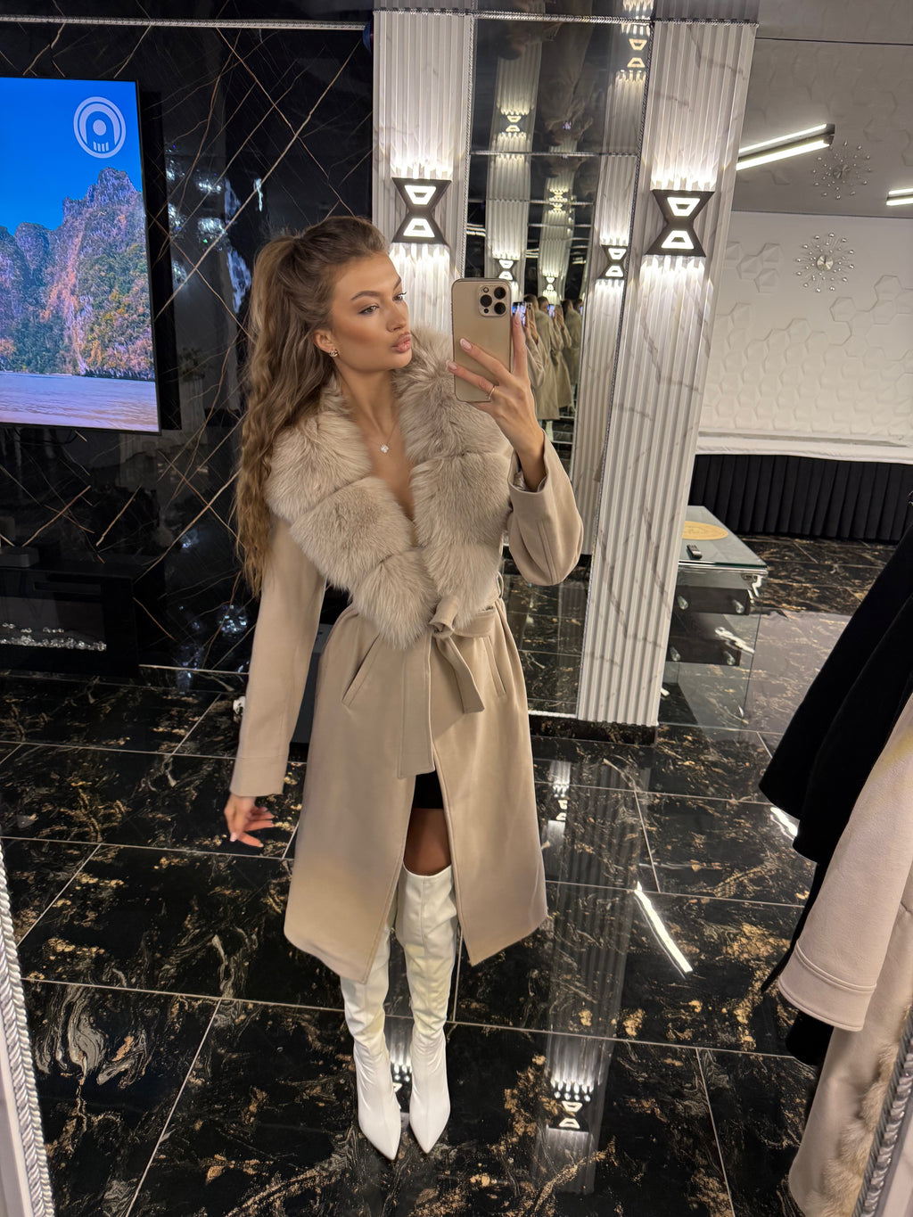Maxmara cashmere (detachable fur)