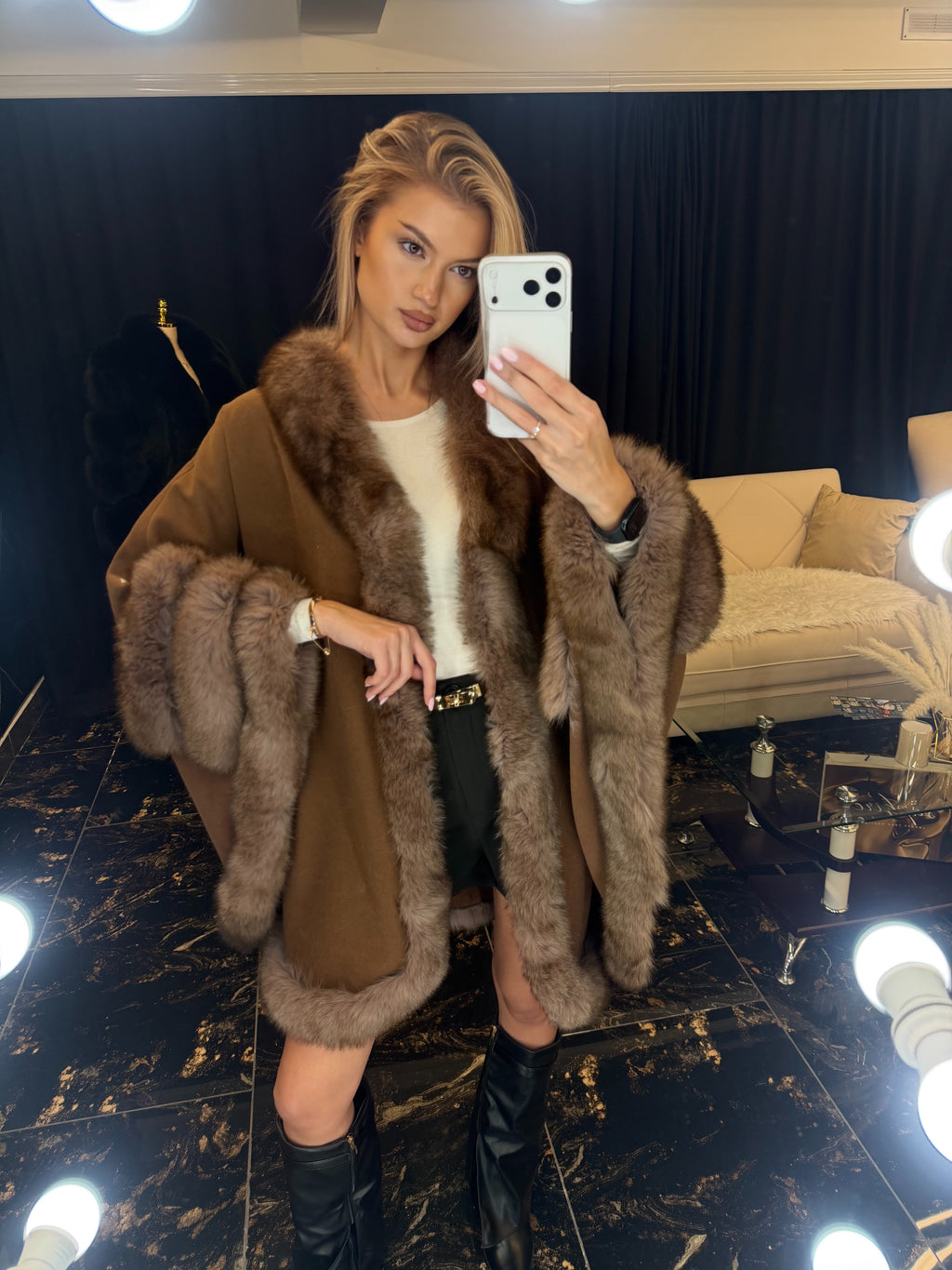 Poncho wool