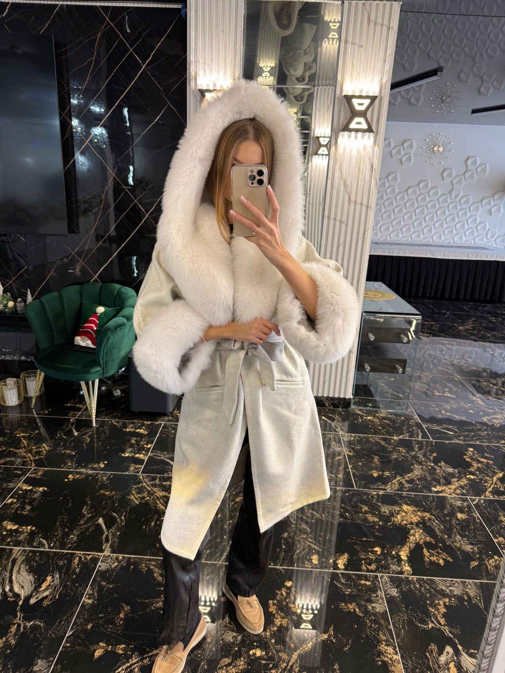 Madam white wool