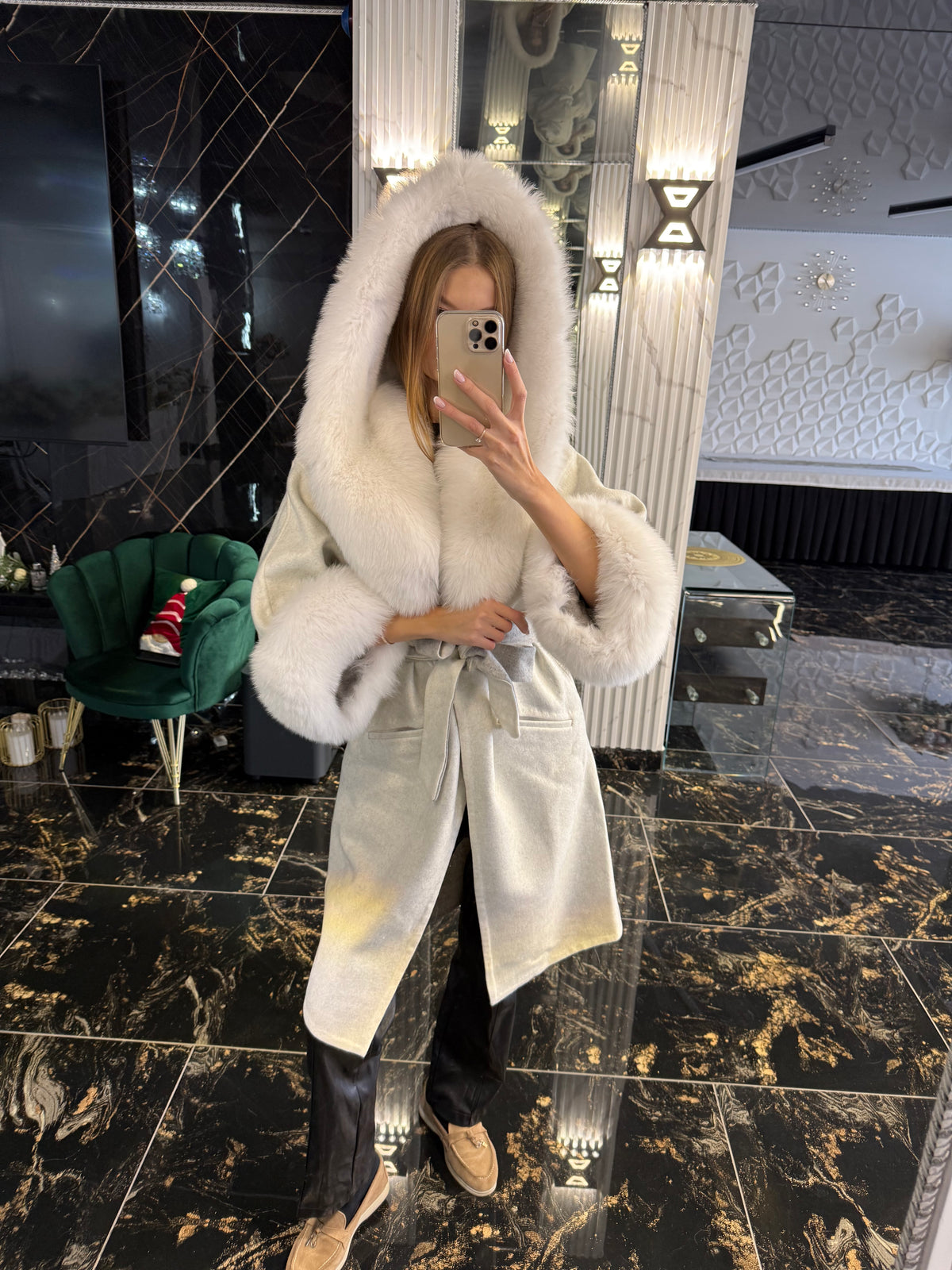 Madam white wool