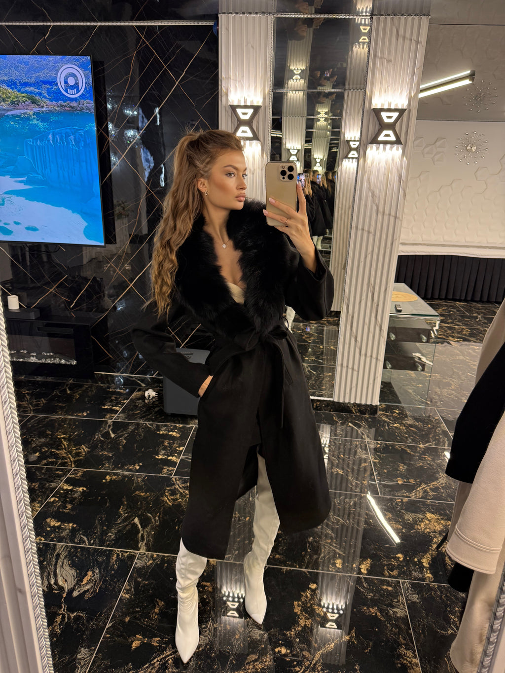 Maxmara cashmere (detachable fur)