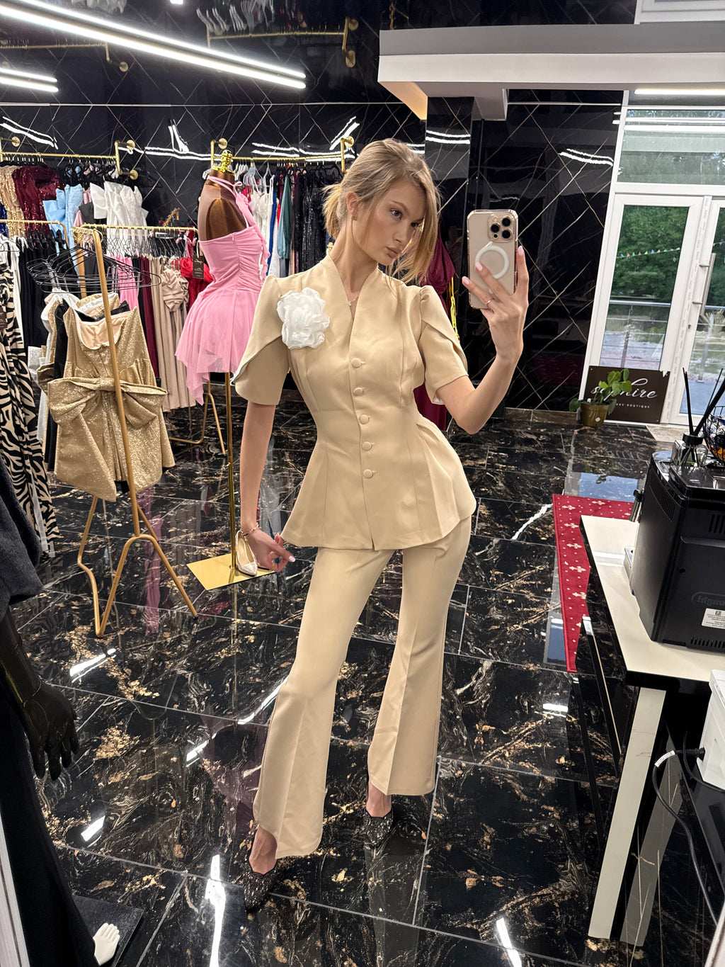 Office beige