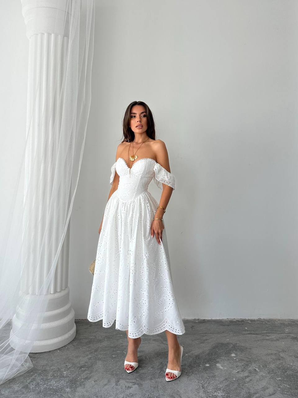 Zimmer white